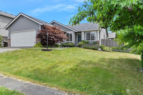 1604 196th Spanaway WA 98387
