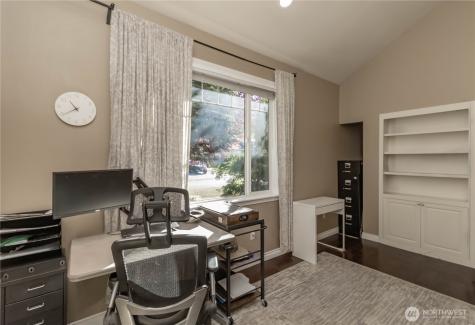 9002 65th Avenue E Puyallup WA 98371