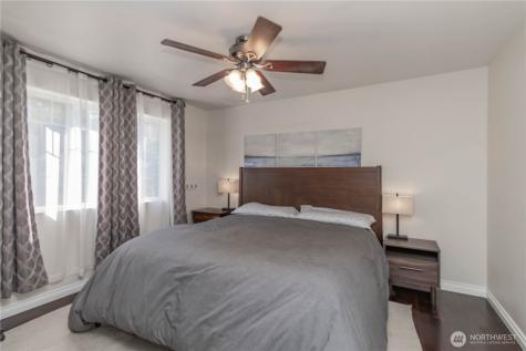 9002 65th Avenue E Puyallup WA 98371