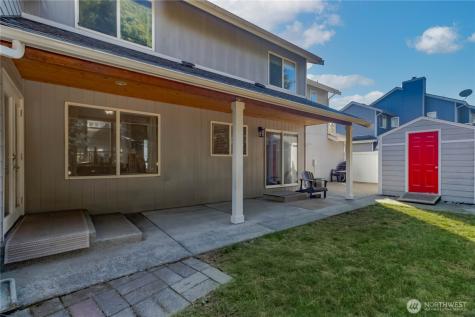 9002 65th Avenue E Puyallup WA 98371