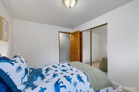7918 W Glen Drive Everett WA 98203
