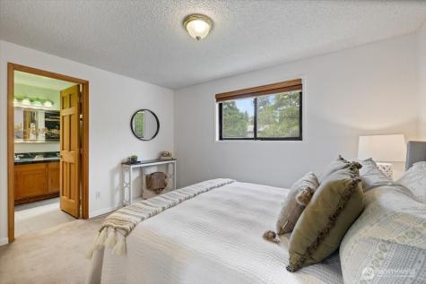 7918 W Glen Drive Everett WA 98203