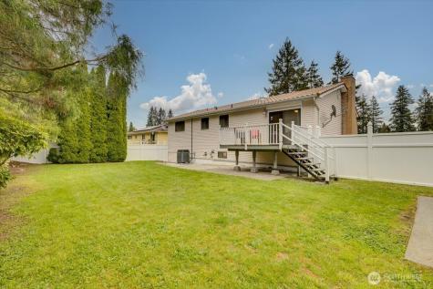7918 W Glen Drive Everett WA 98203