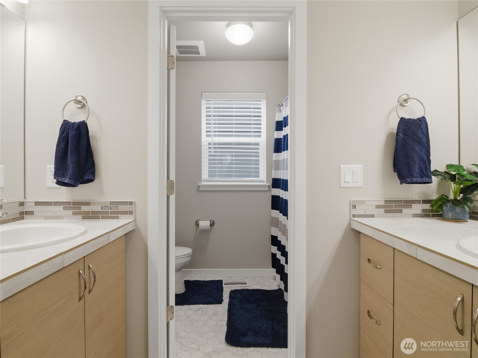 16225 8th Avenue E Spanaway WA 98387