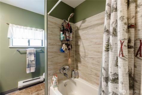6515 Montclair Avenue SW Lakewood WA 98499