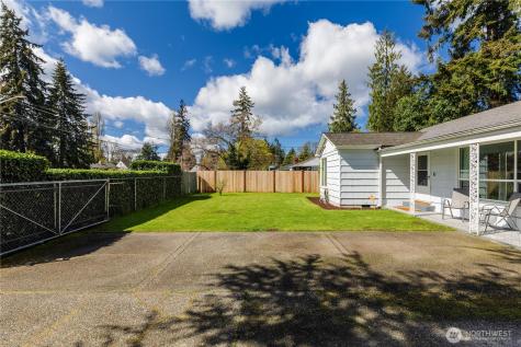 6515 Montclair Avenue SW Lakewood WA 98499