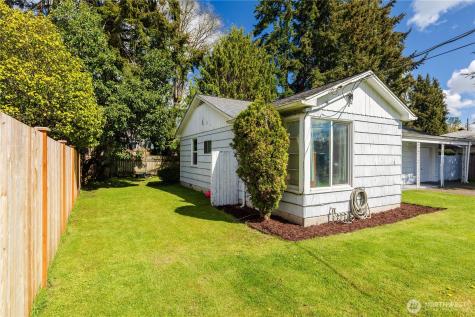 6515 Montclair Avenue SW Lakewood WA 98499