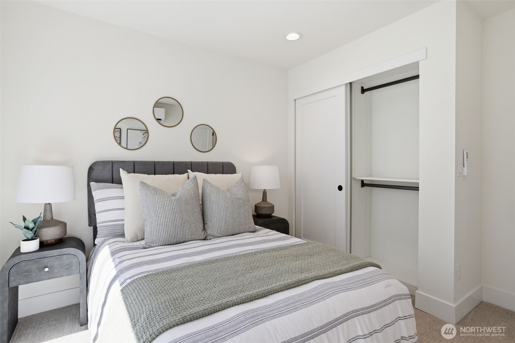 6406 Fauntleroy Way SW Seattle WA 98136
