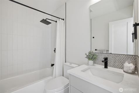 6406 Fauntleroy Way SW Seattle WA 98136