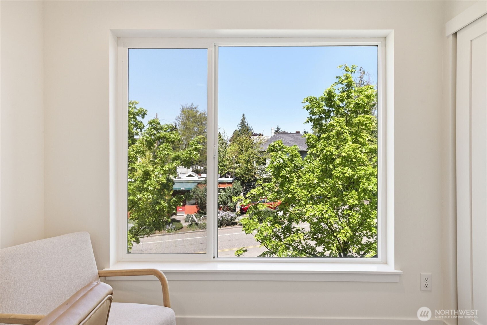 6406 Fauntleroy Way SW Seattle WA 98136