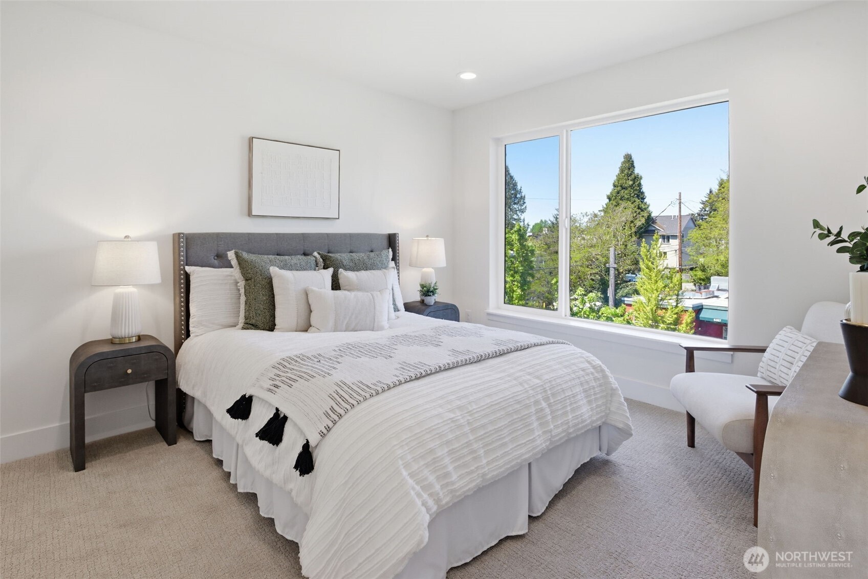 6406 Fauntleroy Way SW Seattle WA 98136