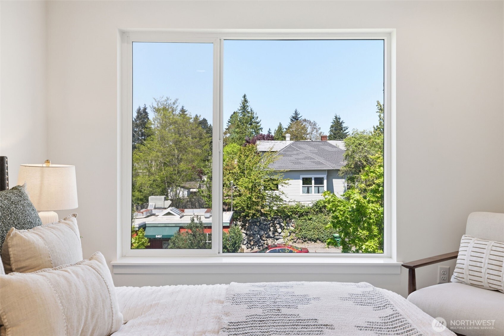 6406 Fauntleroy Way SW Seattle WA 98136