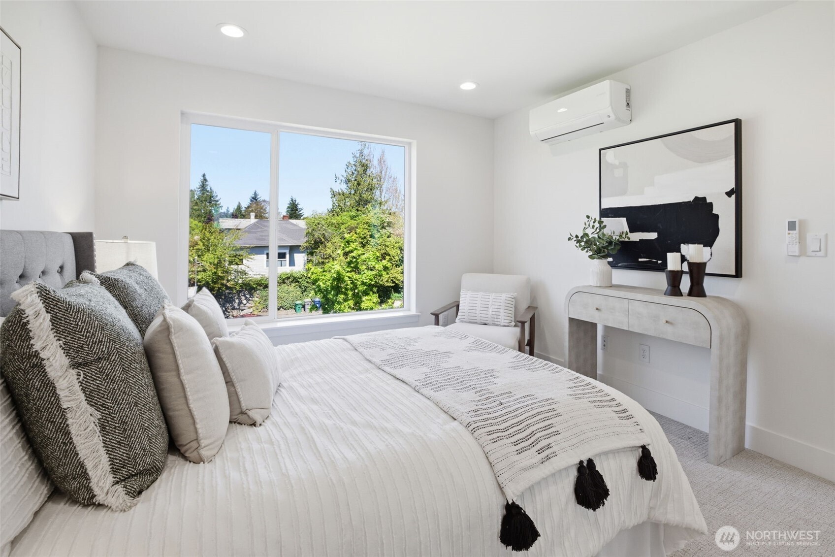 6406 Fauntleroy Way SW Seattle WA 98136