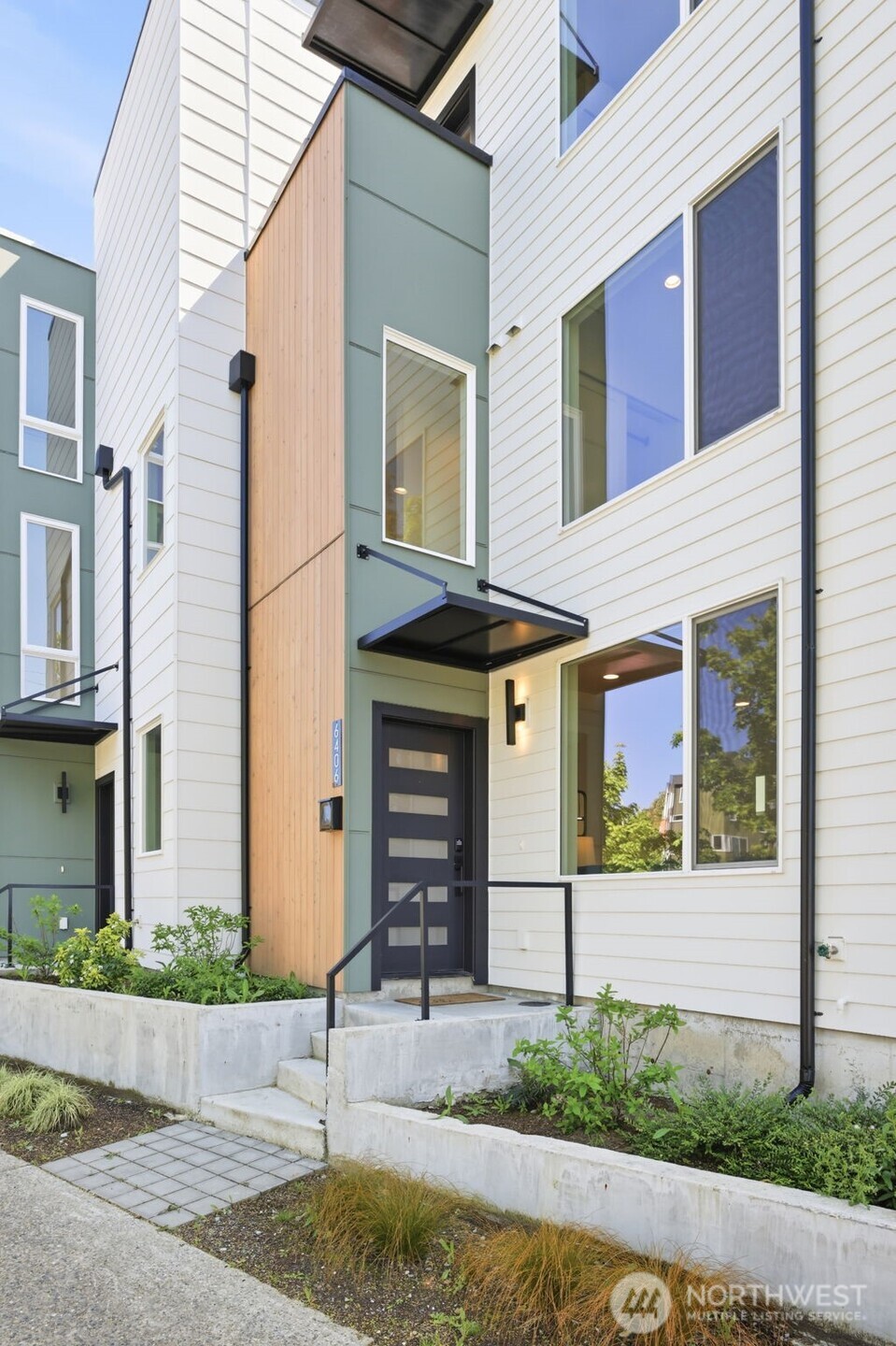 6406 Fauntleroy Way SW Seattle WA 98136