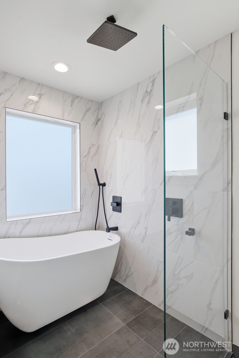 6406 Fauntleroy Way SW Seattle WA 98136