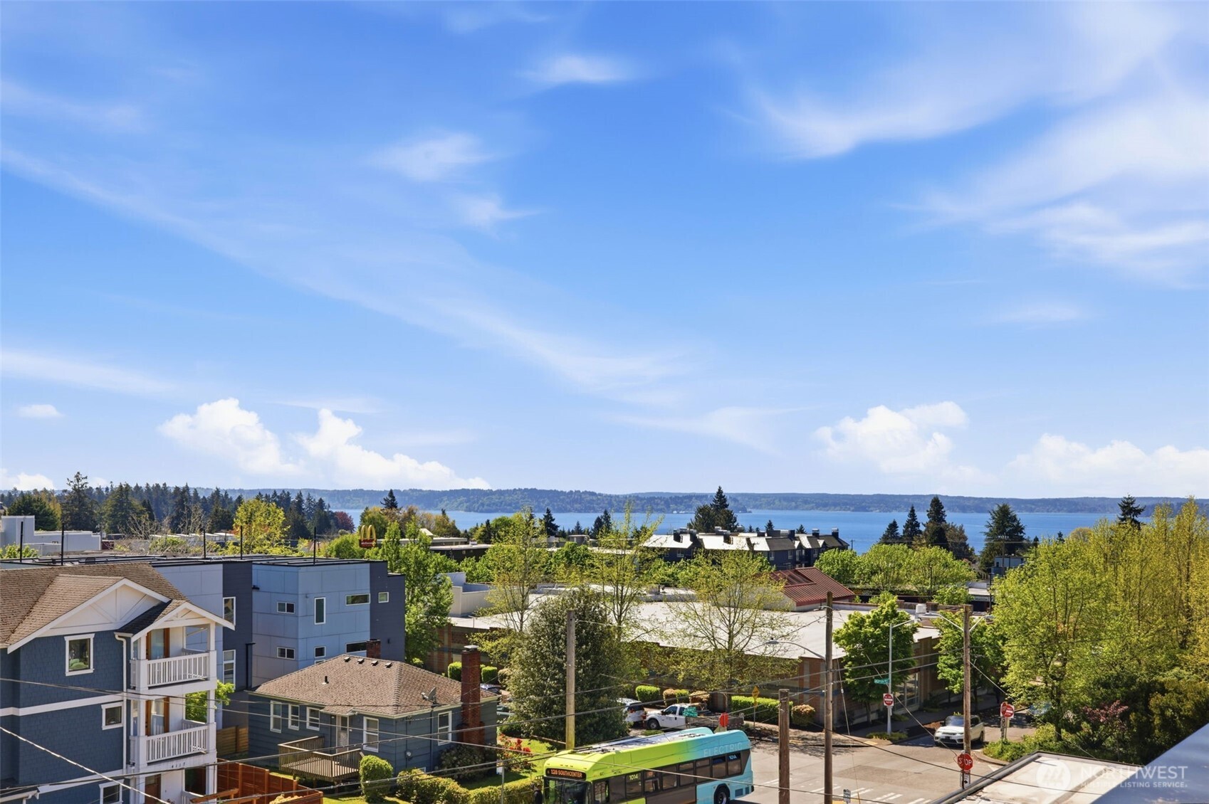 6406 Fauntleroy Way SW Seattle WA 98136