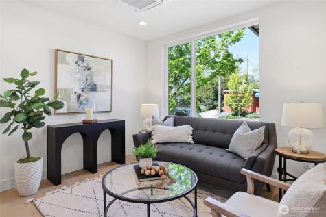 6406 Fauntleroy Way SW Seattle WA 98136