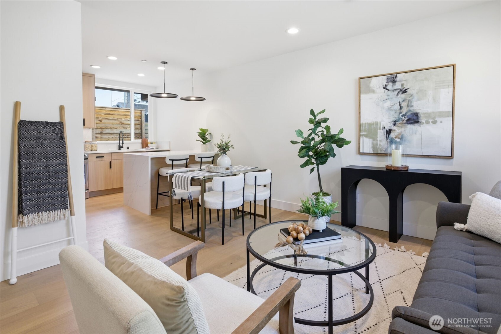 6406 Fauntleroy Way SW Seattle WA 98136