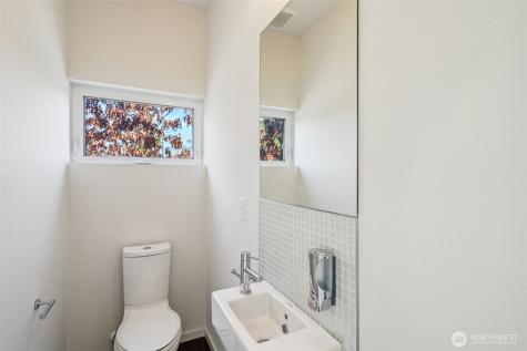 8501 14th Avenue NW Seattle WA 98117