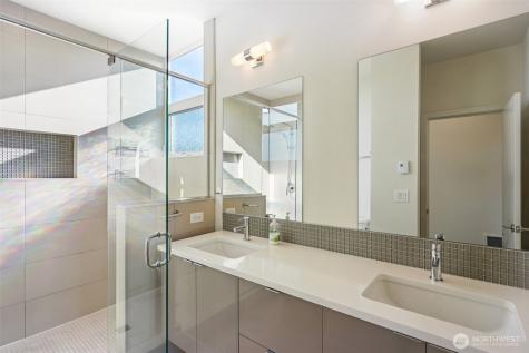 8501 14th Avenue NW Seattle WA 98117