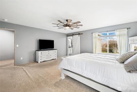 18401 95th Avenue Court E Puyallup WA 98375