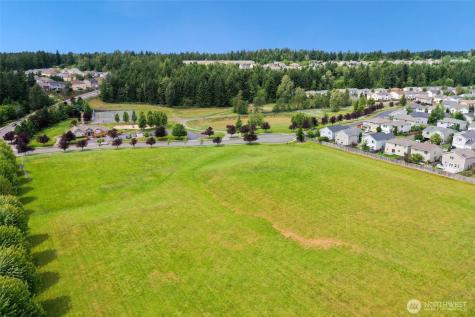18401 95th Avenue Court E Puyallup WA 98375