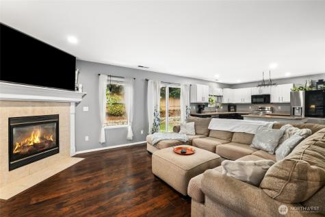 18401 95th Avenue Court E Puyallup WA 98375