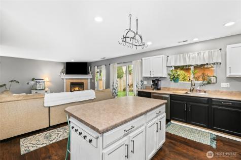 18401 95th Avenue Court E Puyallup WA 98375