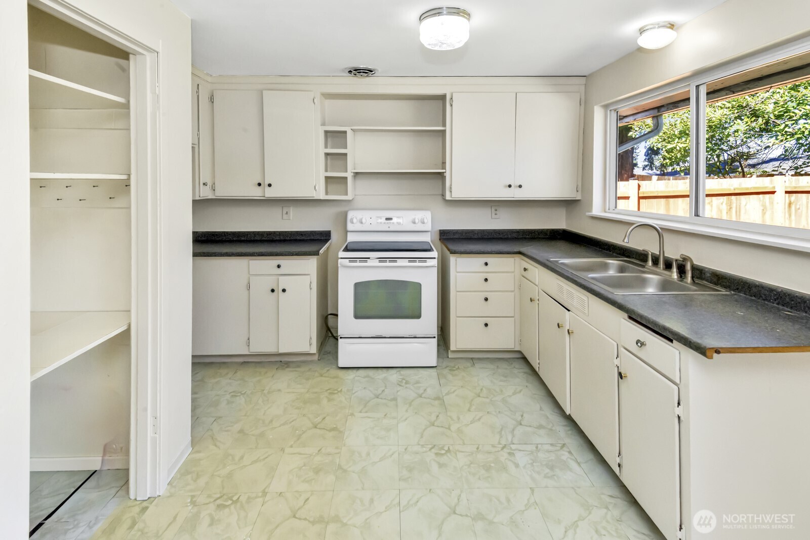 1023 115th Street S Tacoma WA 98444