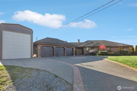 2910 13th Street SW Puyallup WA 98373