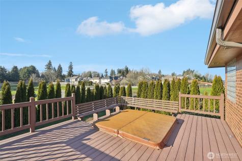 2910 13th Street SW Puyallup WA 98373