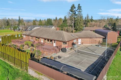 2910 13th Street SW Puyallup WA 98373