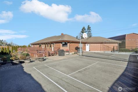 2910 13th Street SW Puyallup WA 98373