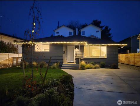 9728 57th Avenue S Seattle WA 98118