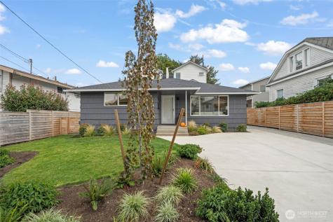 9728 57th Avenue S Seattle WA 98118