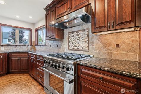 16915 32nd Avenue E Tacoma WA 98446