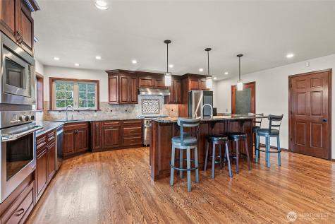 16915 32nd Avenue E Tacoma WA 98446