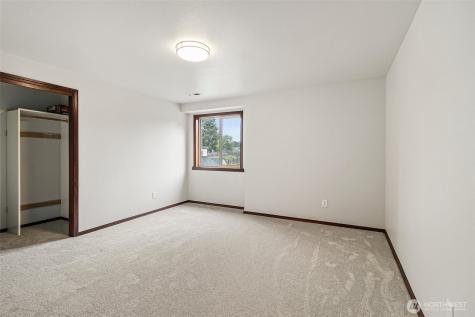 16915 32nd Avenue E Tacoma WA 98446
