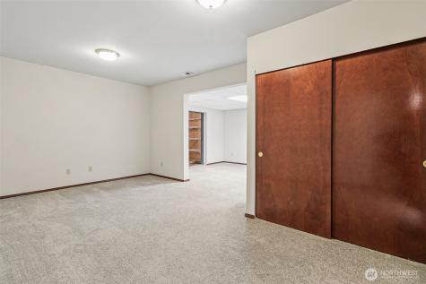 16915 32nd Avenue E Tacoma WA 98446