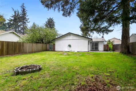 8025 S Bell Street Tacoma WA 98408