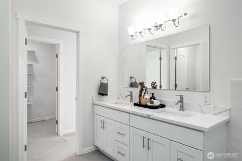 7021 20th Avenue NE Seattle WA 98115