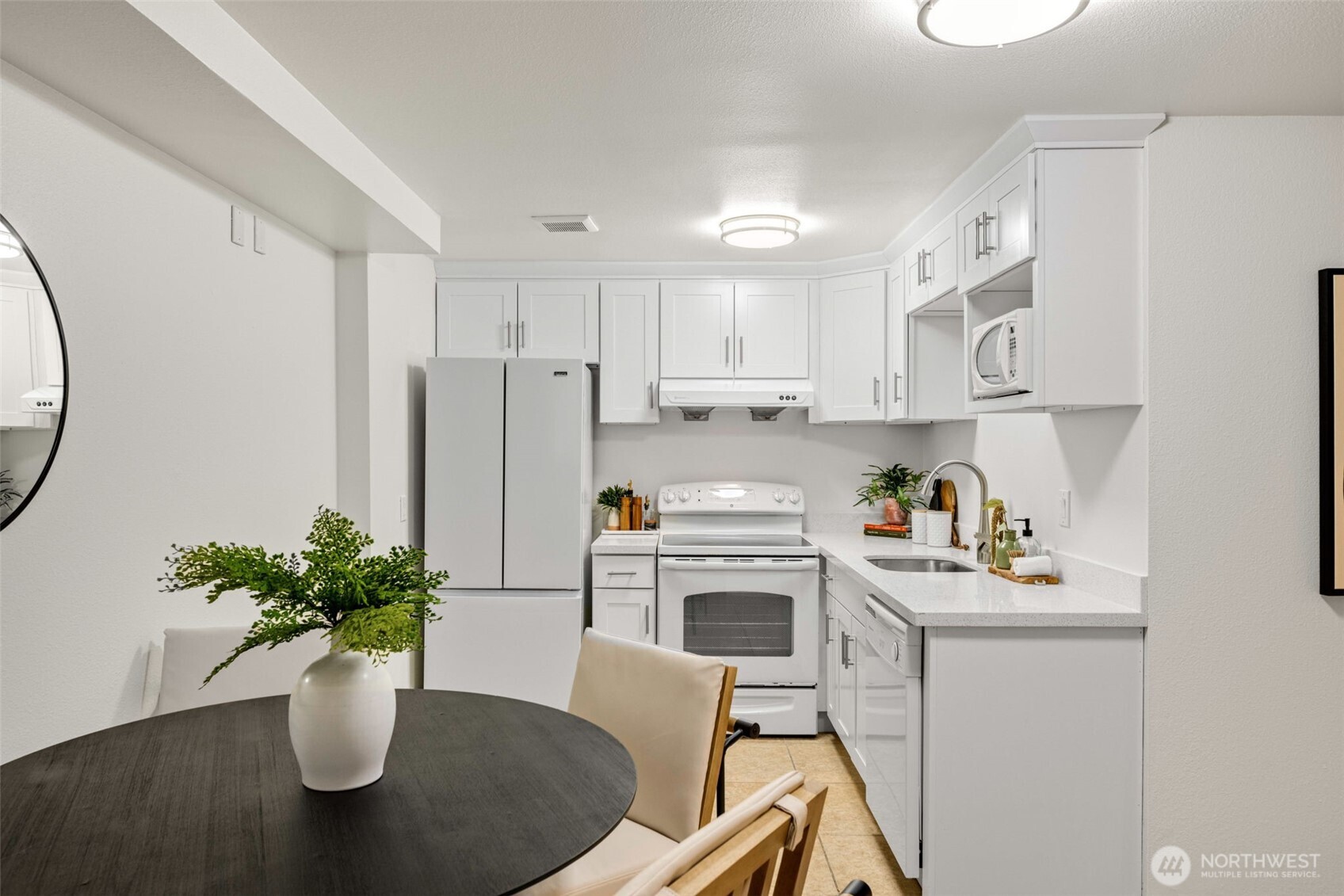 7021 20th Avenue NE Seattle WA 98115