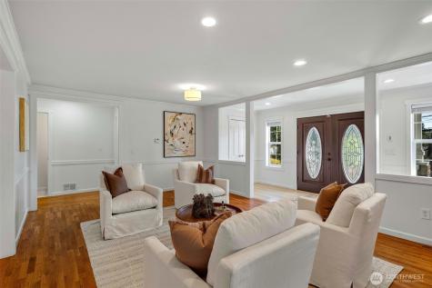 7021 20th Avenue NE Seattle WA 98115