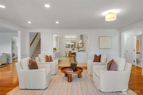7021 20th Avenue NE Seattle WA 98115