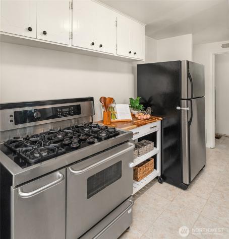 30811 7th Avenue SW Federal Way WA 98023
