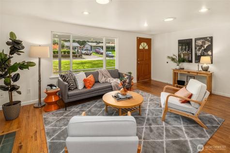 30811 7th Avenue SW Federal Way WA 98023
