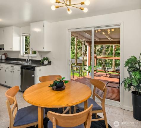 30811 7th Avenue SW Federal Way WA 98023