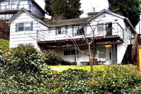 1310 Springbrook Lake Stevens WA 98258