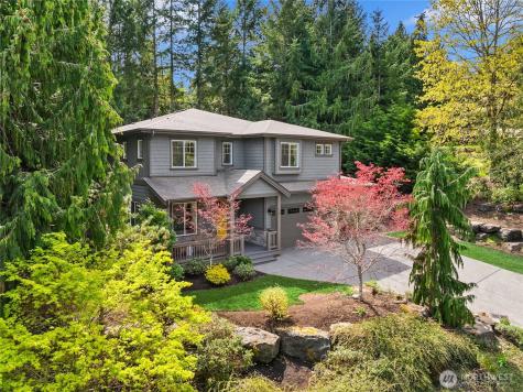7817 NE Ledgestone Loop Bainbridge Island WA 98110