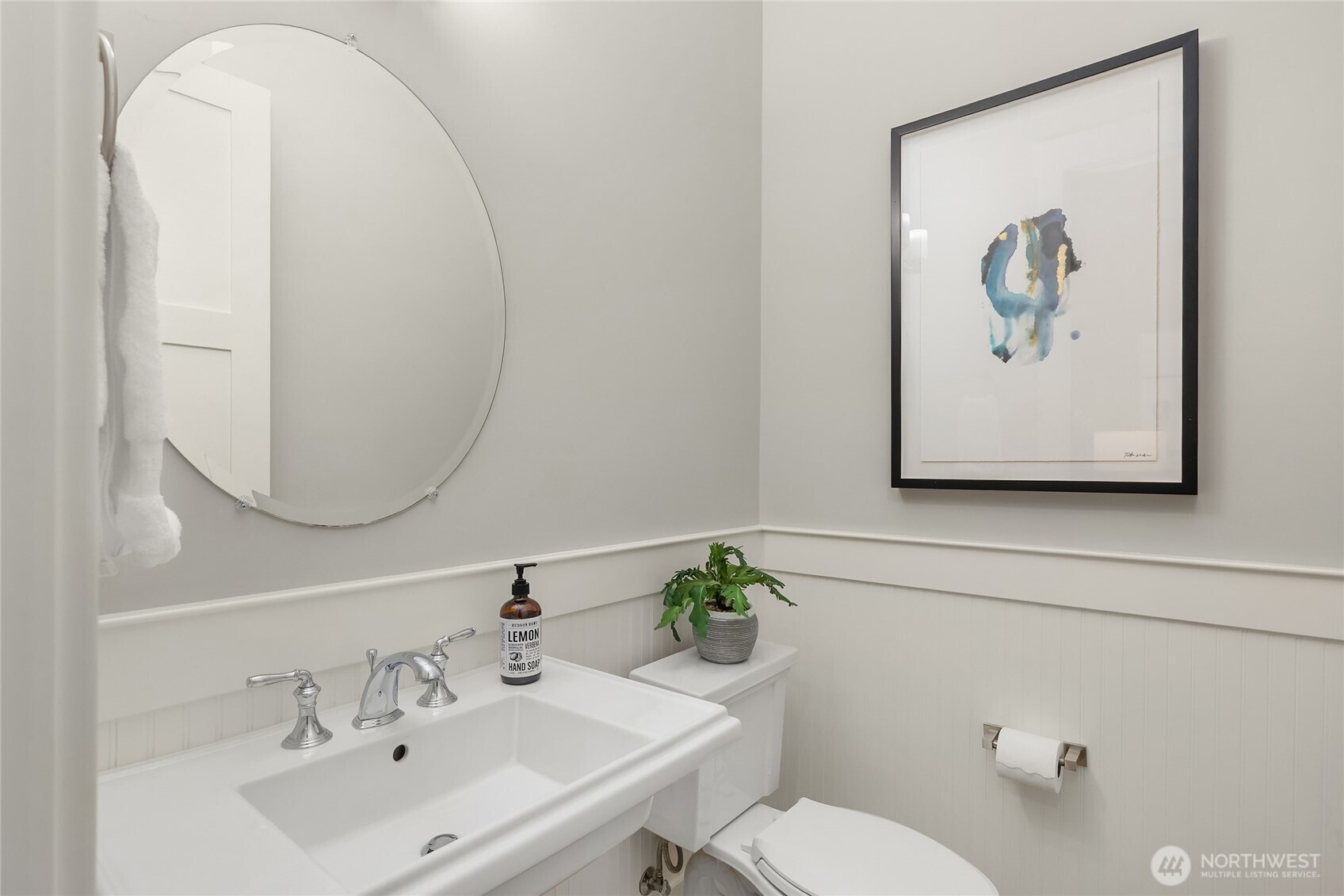 7817 NE Ledgestone Loop Bainbridge Island WA 98110